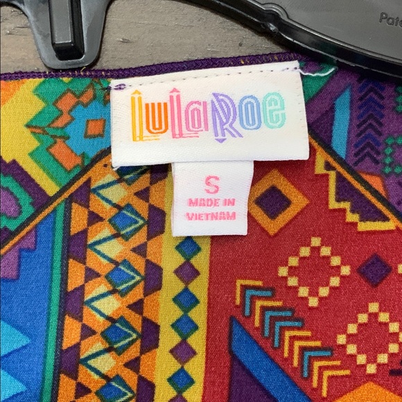 SOLD M NWT LuLaRoe Shirley - Picture 3 of 3